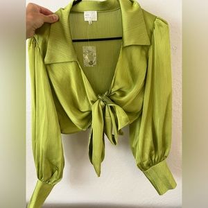 Vici Rita satin front tie crop top lime